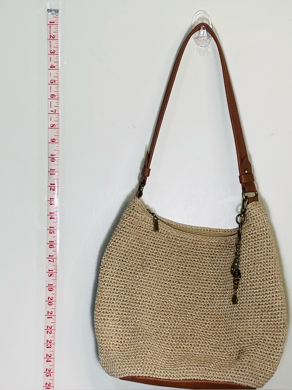 EUC The Sak with Peace Bag Charm Neutral Straw Crochet Hobo Bag